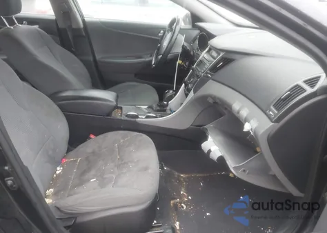 2013 Hyundai Sonata Gls z USA, uszkodzony, nr VIN 5NPEB4AC1DH682394